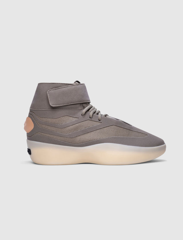 FEAR OF GOD X ATHLETICS II BASKETBALL HIGH "PURE BEIGE"