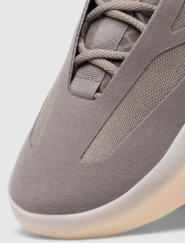 ATHLETICS II BASKETBALL LOW "PURE BEIGE"