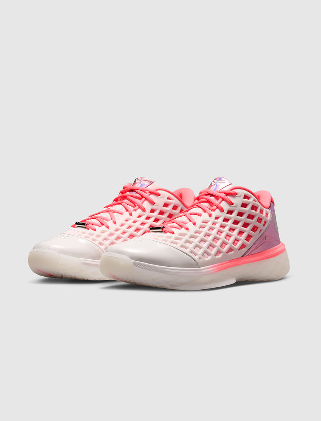 KOBE 3 LOW PROTRO