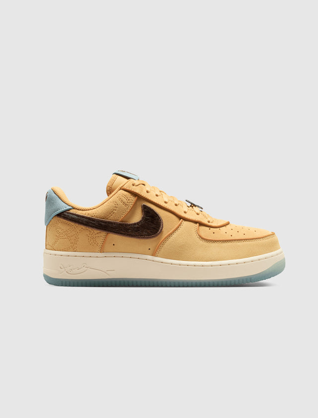 AIR FORCE 1 LOW PROTRO "SIEMPRE MIO"
