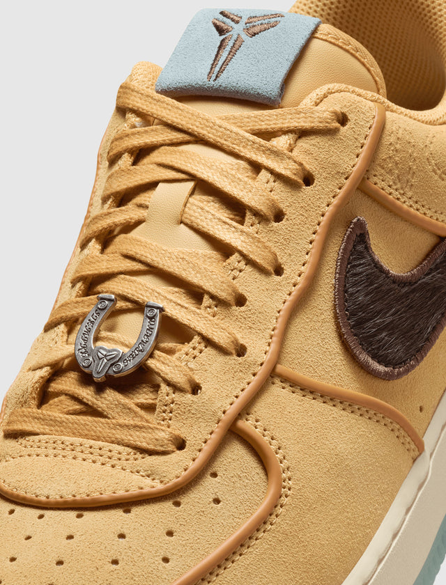 AIR FORCE 1 LOW PROTRO "SIEMPRE MIO"