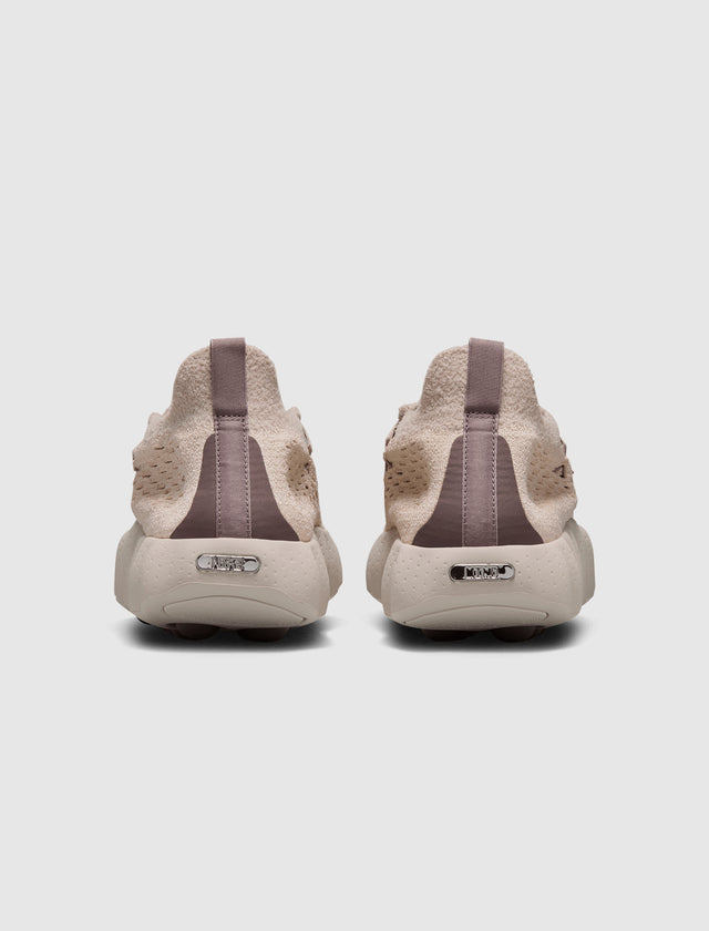NIKE MIND 002 FLYKNIT