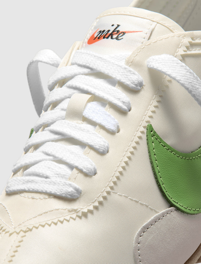 WOMEN'S MOON SHOE OG