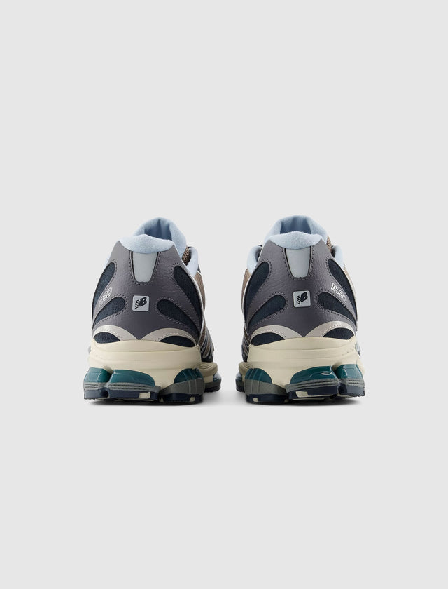 MEN'S NEW BALANCE 1890