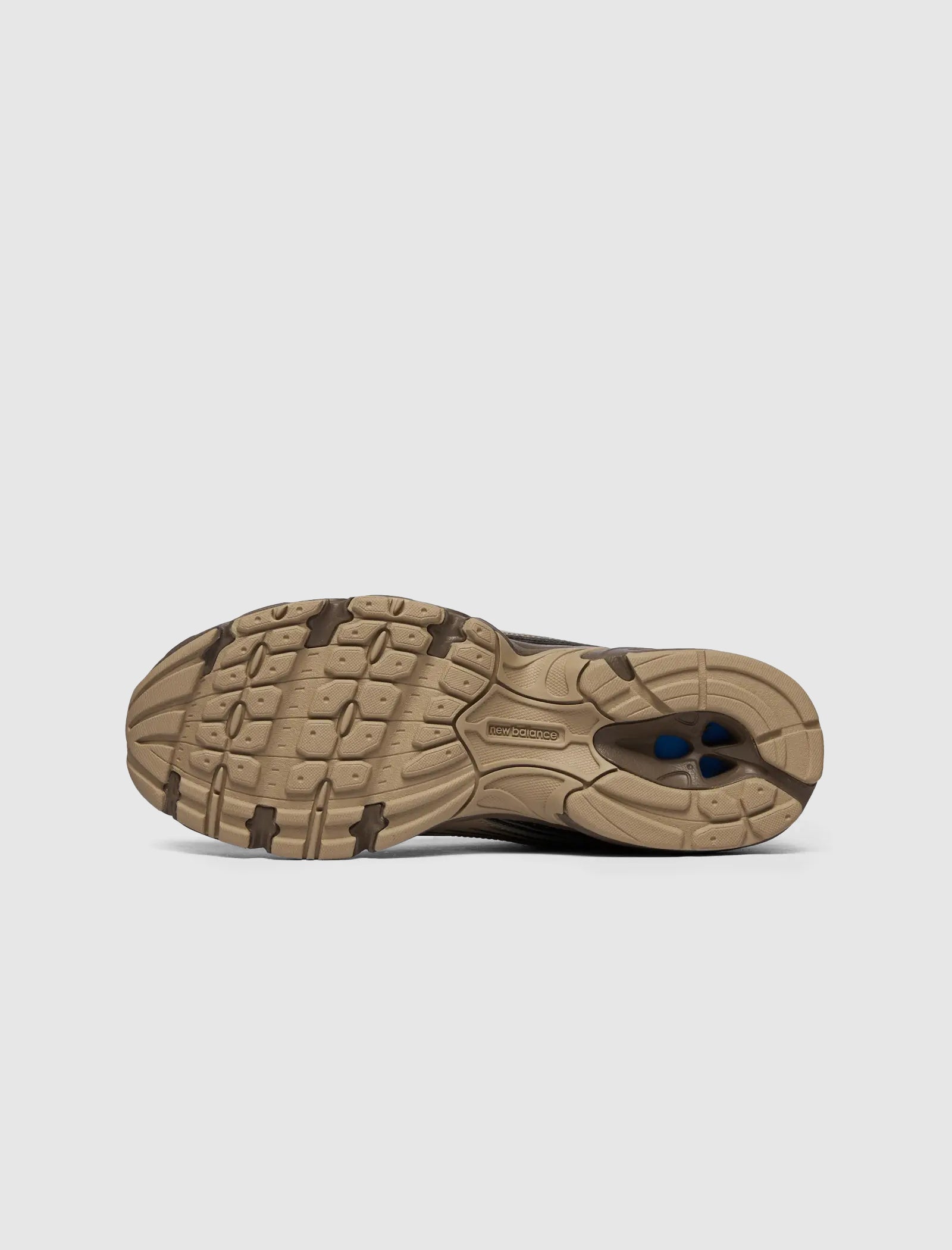 509 STONEWARE/THUNDER BROWN – Social Status