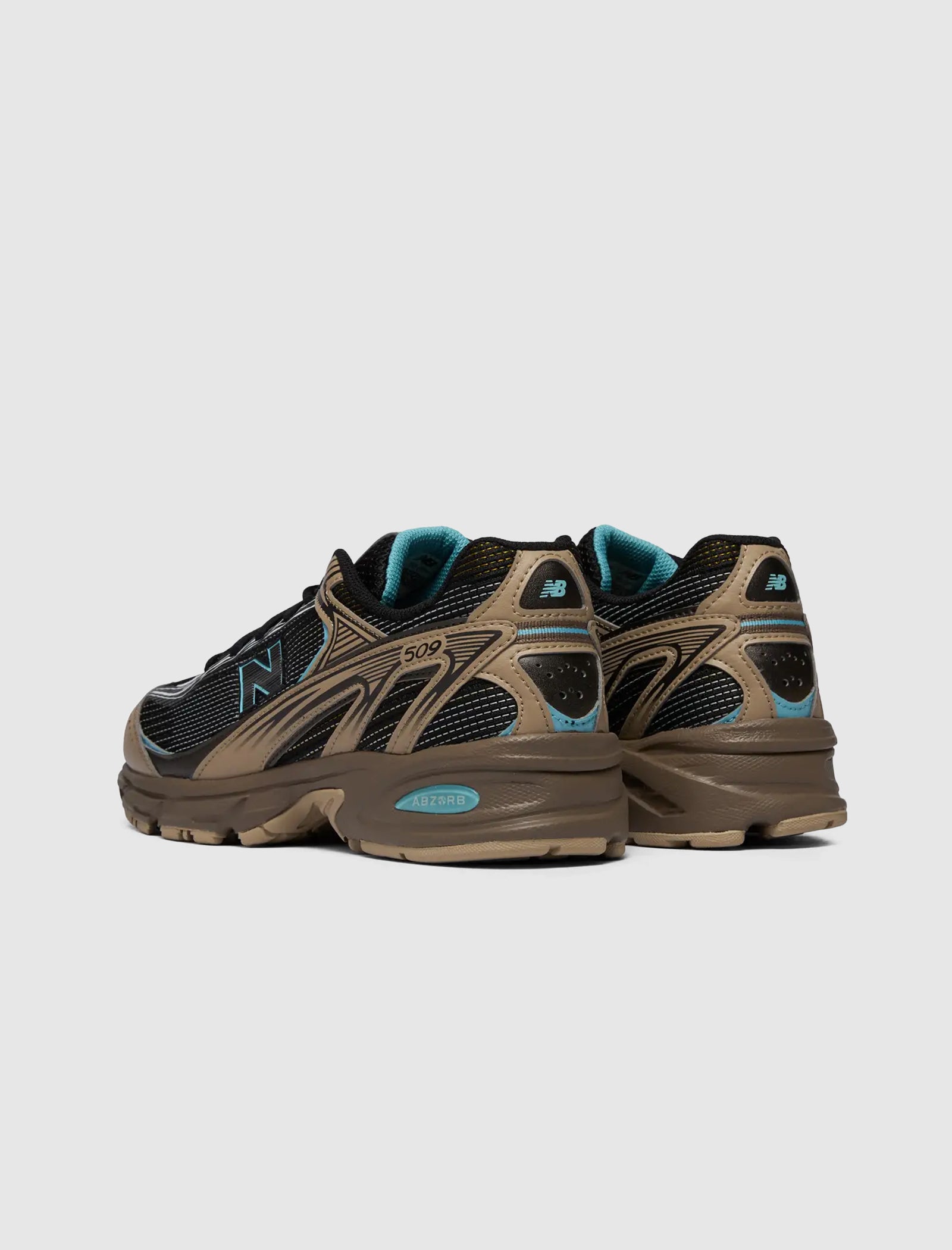 509 STONEWARE/THUNDER BROWN – Social Status