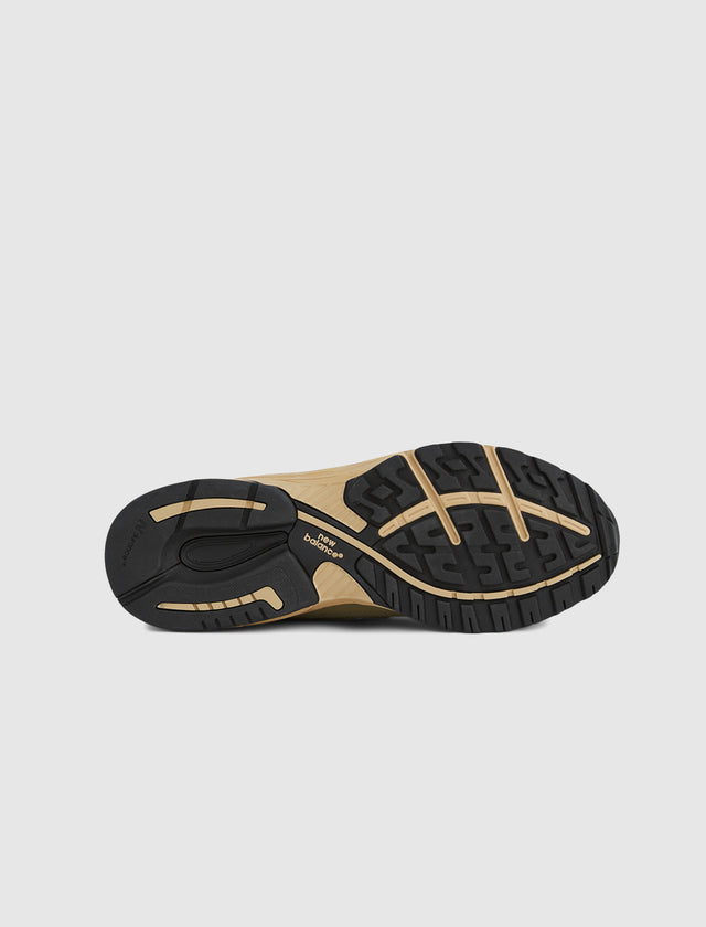 MADE IN USA 993 "OLIVE"