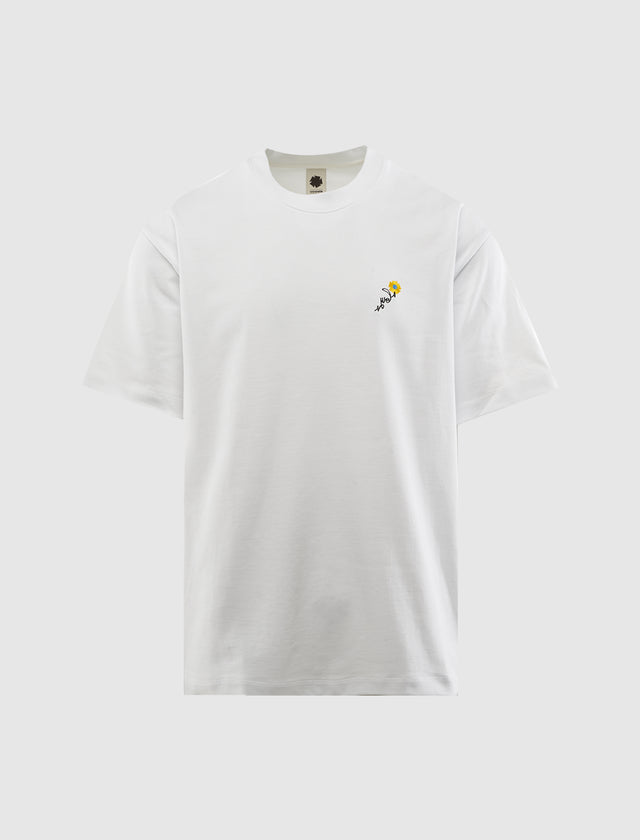 FLORAL EMBROIDERED TEE