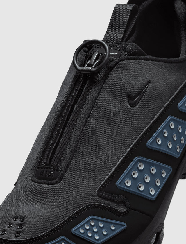 WOMEN'S AIR MAX SUNDER "BLACK/SILVER"