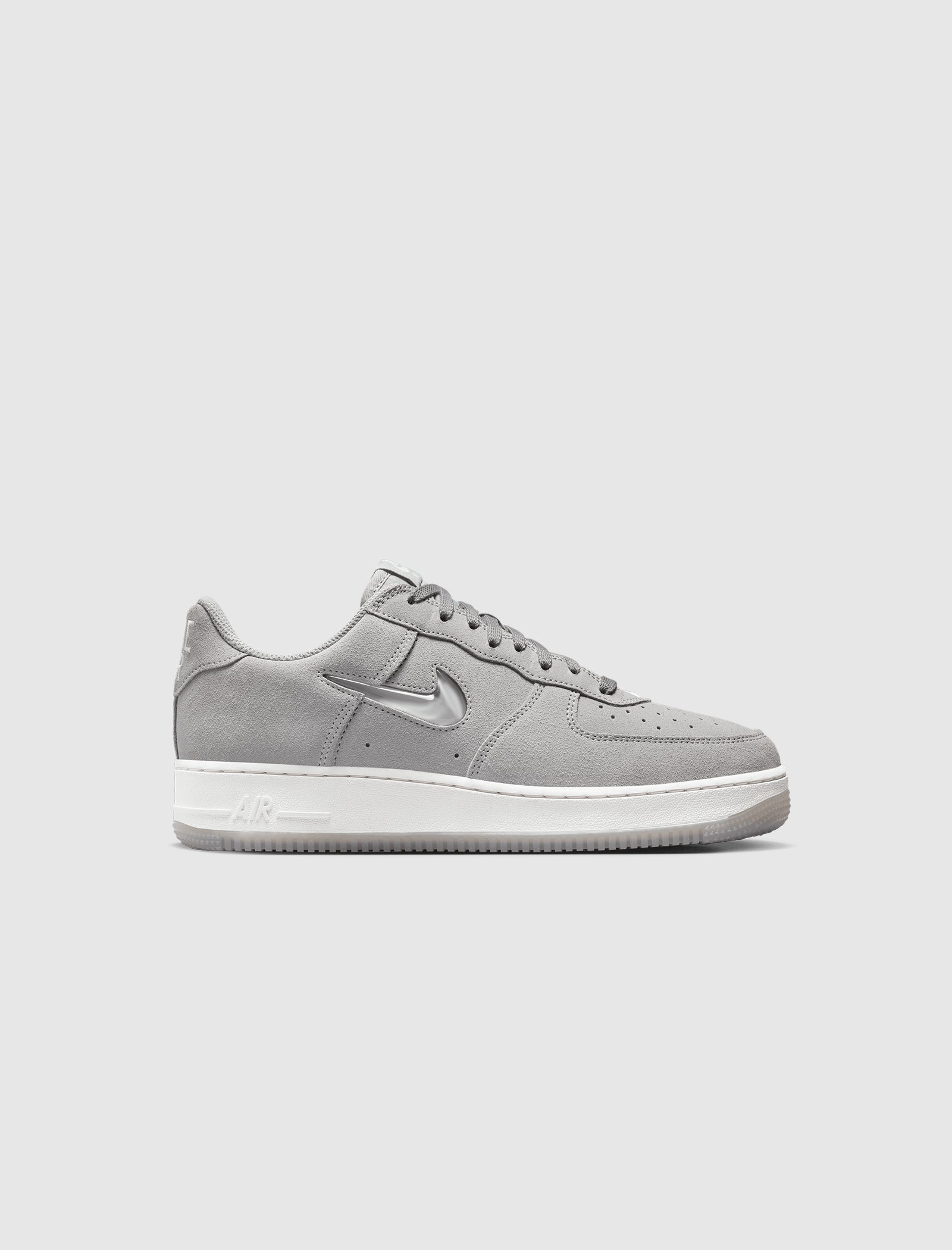 AIR FORCE 1 LOW RETRO COLOR OF THE MONTH "LIGHT SMOKE GREY"
