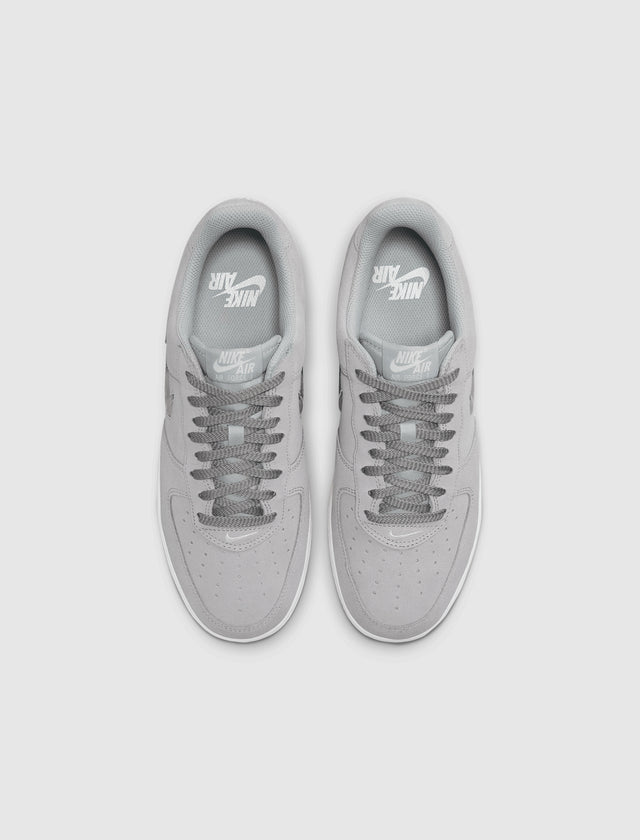 AIR FORCE 1 LOW RETRO COLOR OF THE MONTH "LIGHT SMOKE GREY"