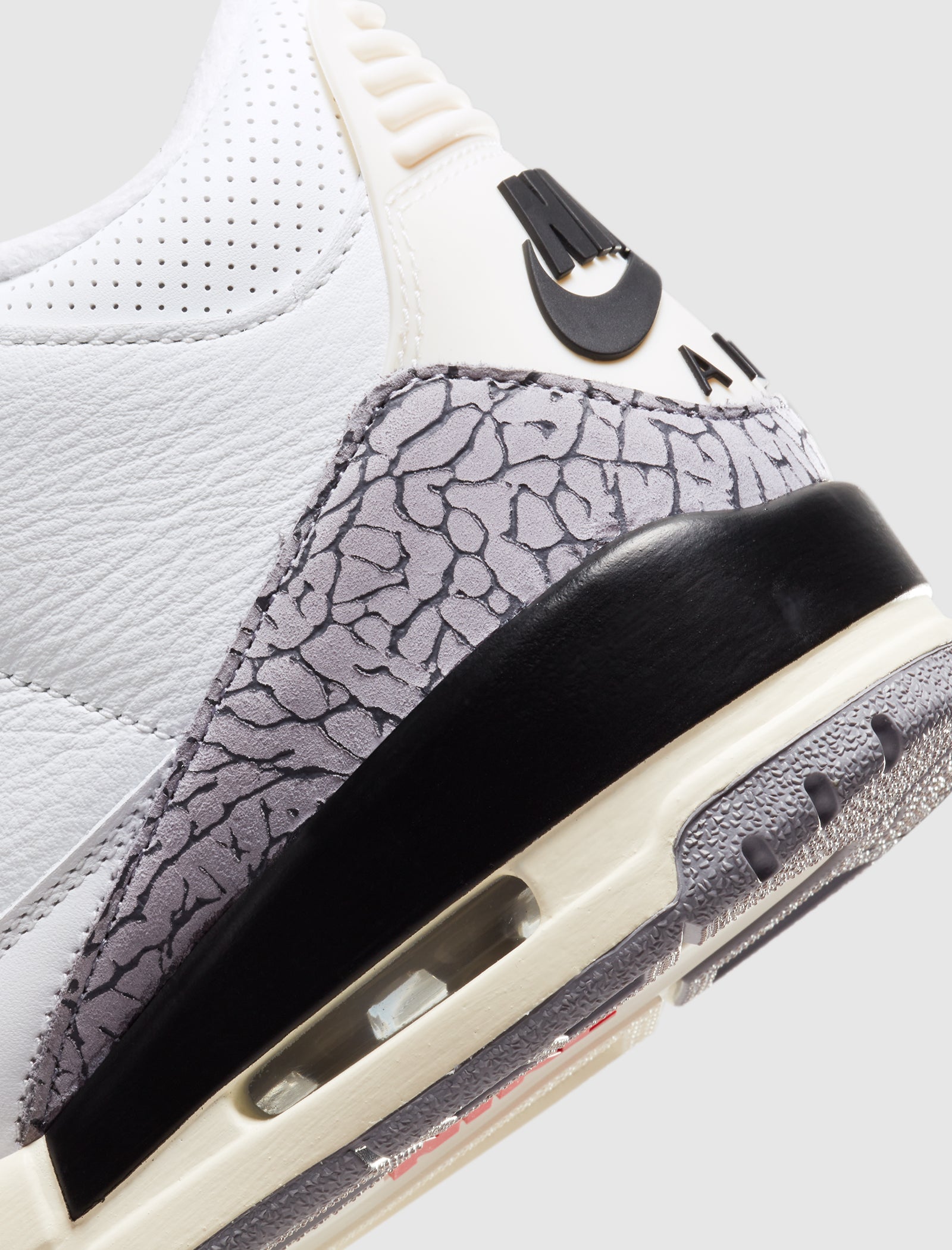 Kostuums fonds scheerapparaat AIR JORDAN 3 RETRO "WHITE CEMENT REIMAGINED"