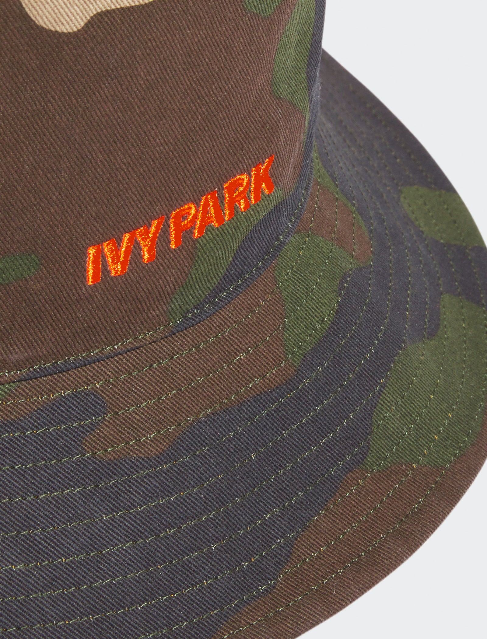 ADIDAS x IVY PARK REVERSIBLE BUCKET HAT